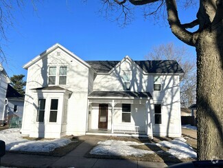 Building Photo - 2413 4th St