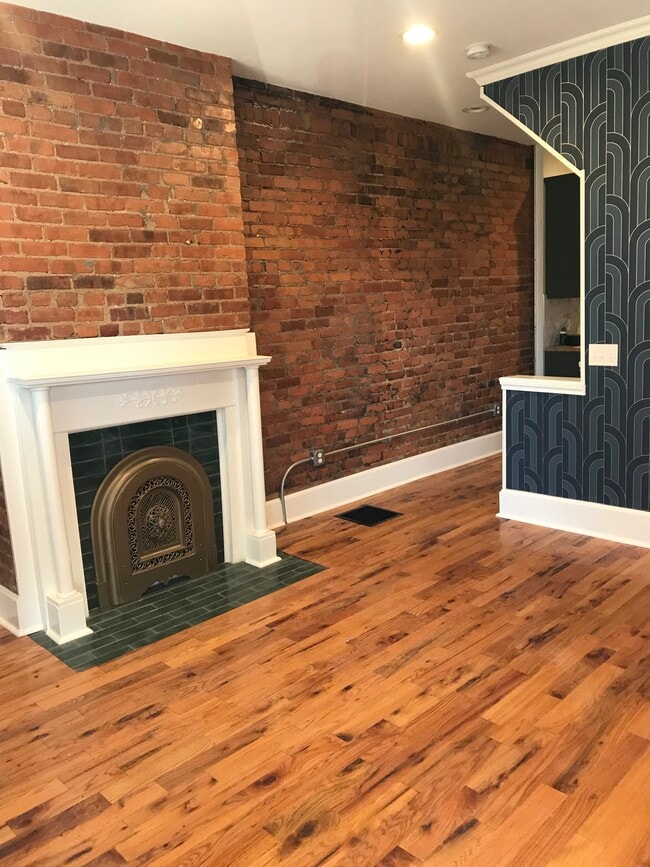 Foto del edificio - 208 Dakota Ave