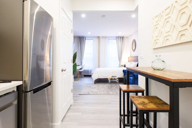 Foto del edificio - 240e E 75th St