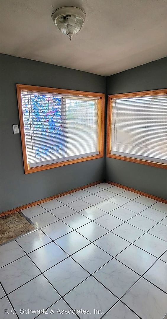 Building Photo - 1 br, 1 bath House - 3202 E 33rd