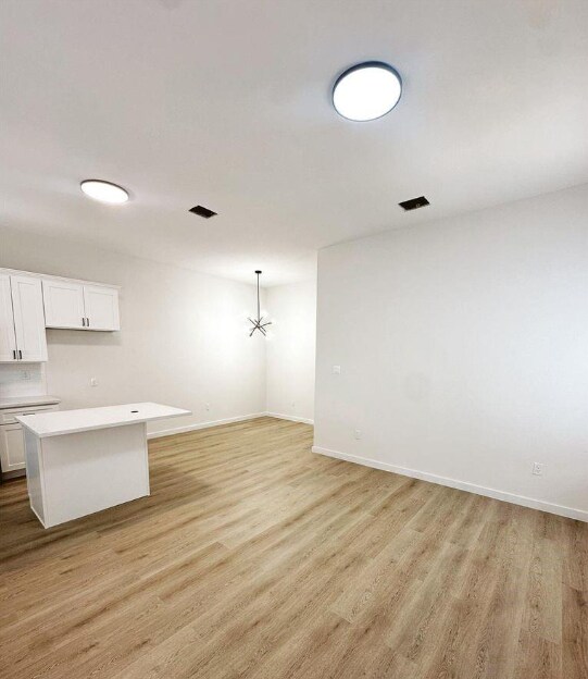 Building Photo - 9705 Garcroft St