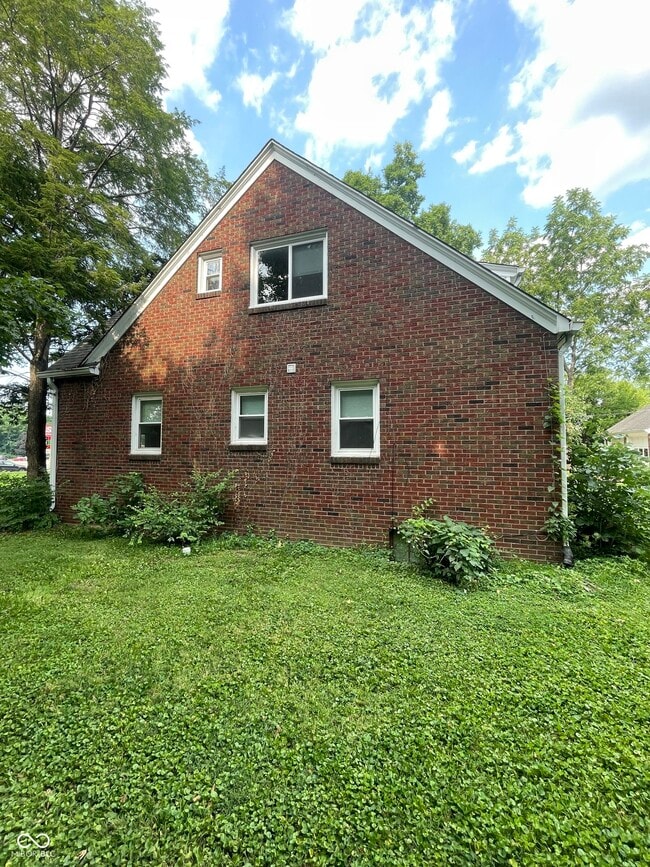 Building Photo - 429 E Edgewood Ave
