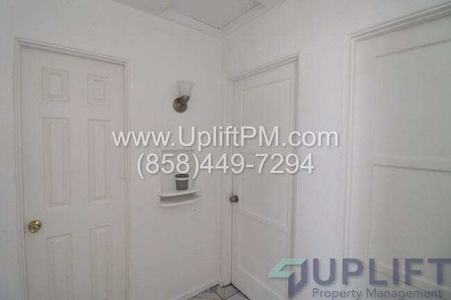 Foto del edificio - ** Holiday move in special** $1000 off 1st...