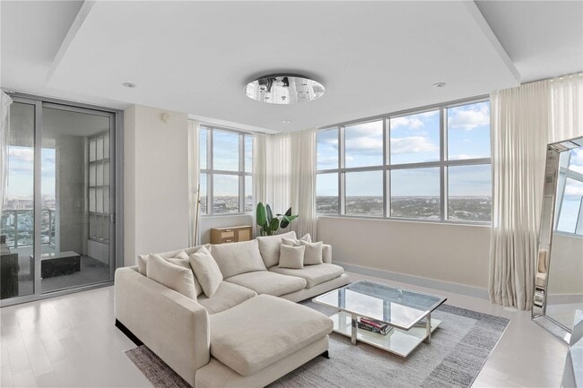 Foto del edificio - 3301 NE 1st Ave