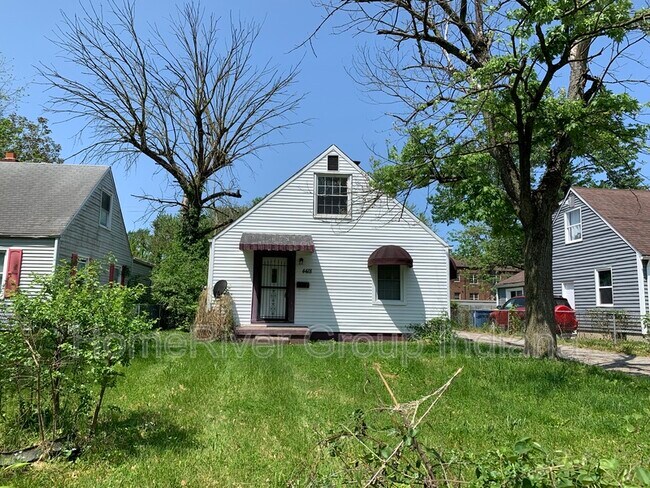 Foto del edificio - 4418 Primrose Ave