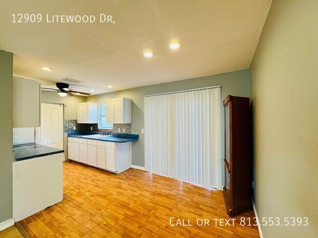 Foto del edificio - 12909 Litewood Dr