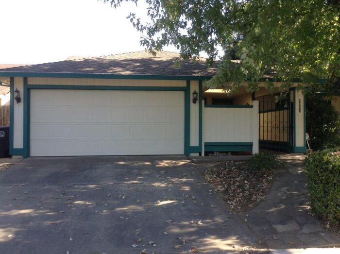Foto principal - 9992 Stirling Park Dr