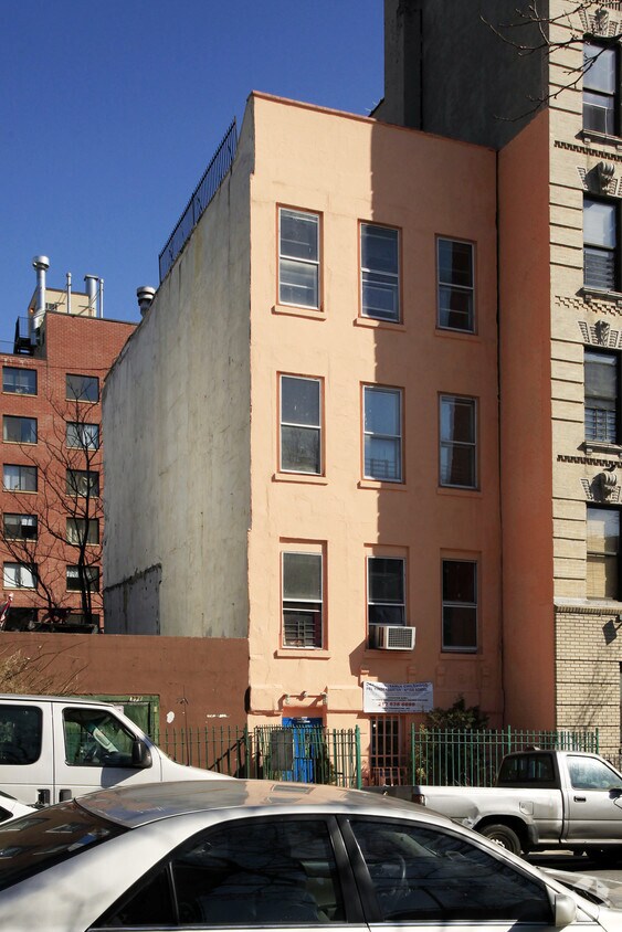 Foto principal - 333 E 118th St