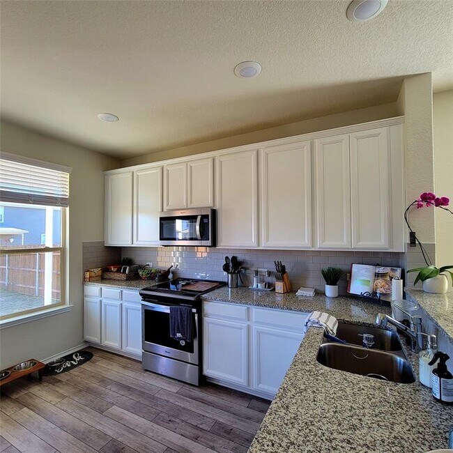 Foto del edificio - 208 Prairie Falcon Wy