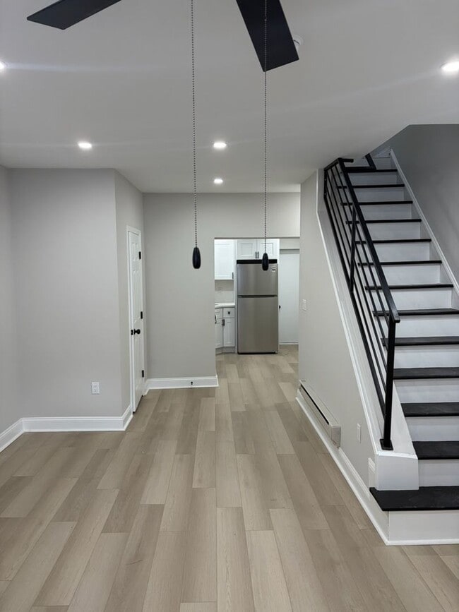 Photo - 1530 S Lecount St House