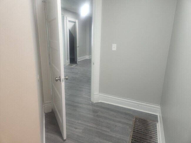 Foto del edificio - 2820 S 3rd St