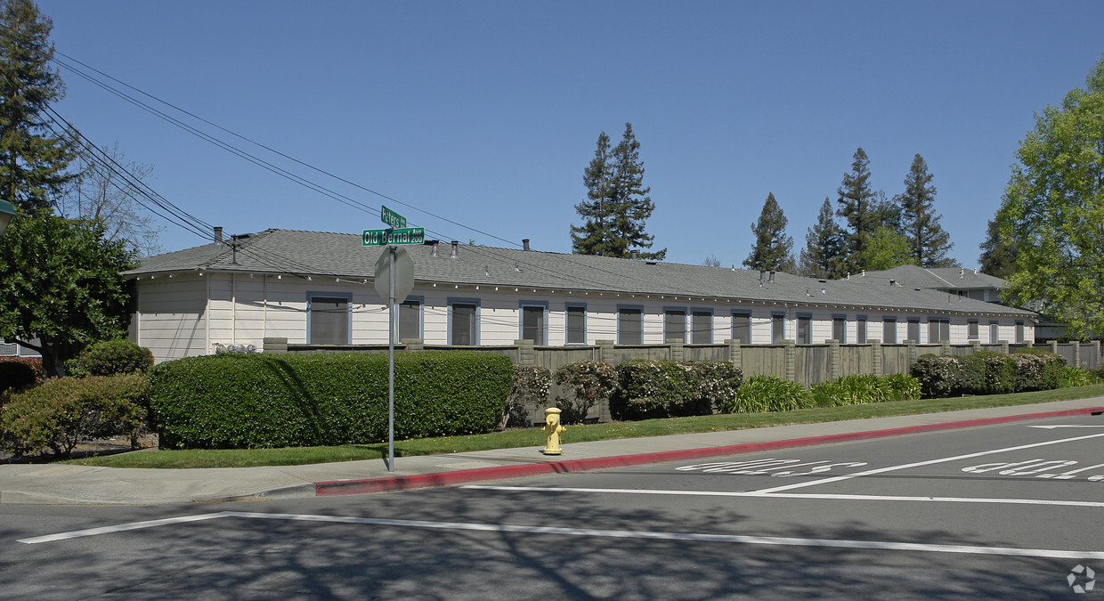 Building Photo - 175 Old Bernal Ave