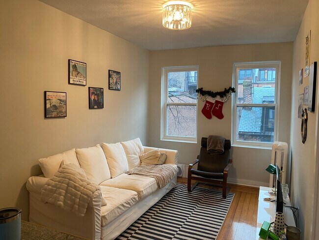 Building Photo - 65 Joy