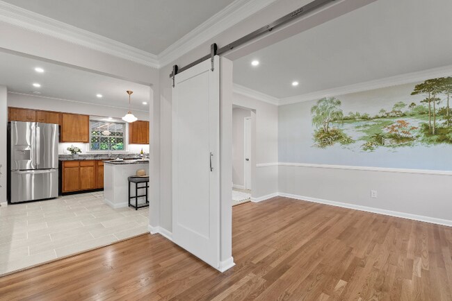 Foto del edificio - 521 Bryanwood Pkwy