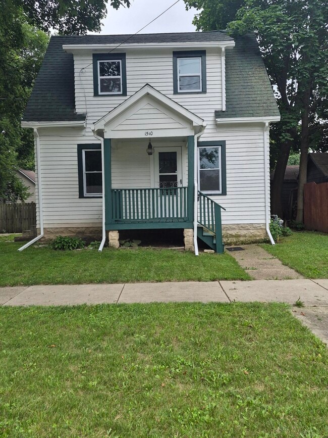 Building Photo - 1510 E Holmes St