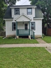 Building Photo - 1510 E Holmes St