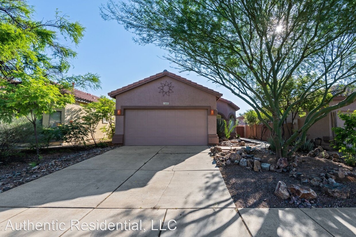 Primary Photo - 15093 S Theodore Roosevelt Way