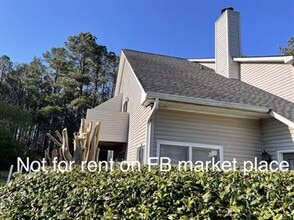 Building Photo - 160 Willow Creek Blvd