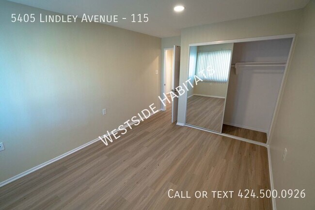 Foto del edificio - 5405 Lindley Ave