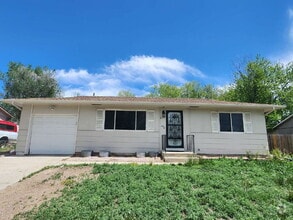 Building Photo - 835 Querida Dr