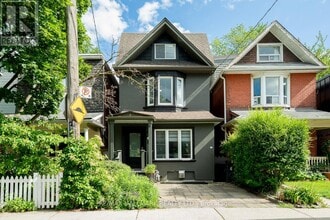 Building Photo - 35 Dingwall Ave