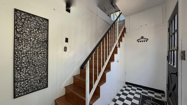 Foto del edificio - 4373 12th St