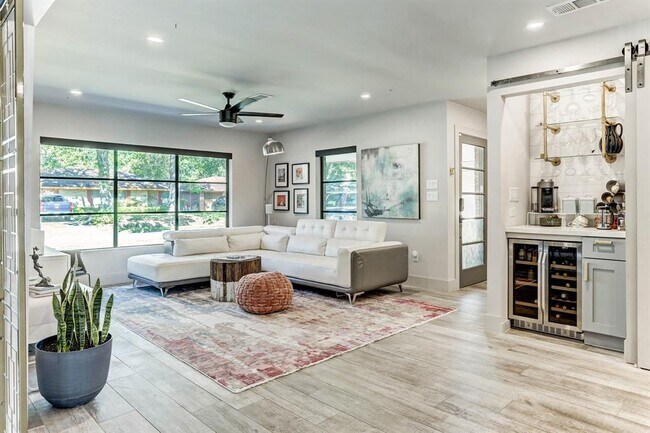 Photo - 2319 Lamonte Ln Apartment