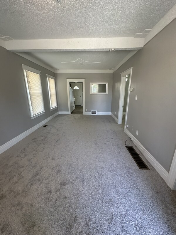 Building Photo - 3415 12th St