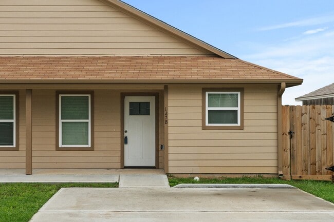 Foto del edificio - 119 S Bend Ct