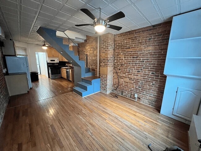 Foto del edificio - 228 Parker St NE