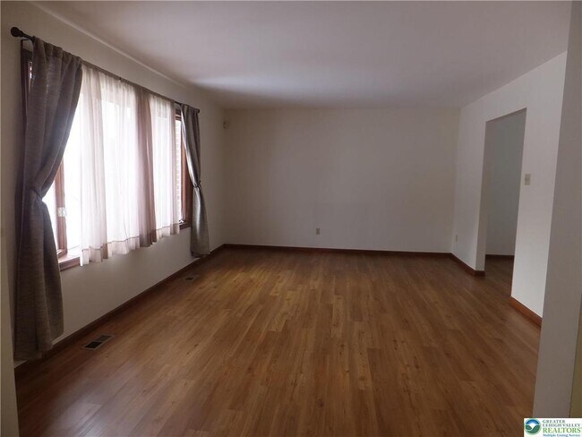 Foto del edificio - 1207 Kressler Rd