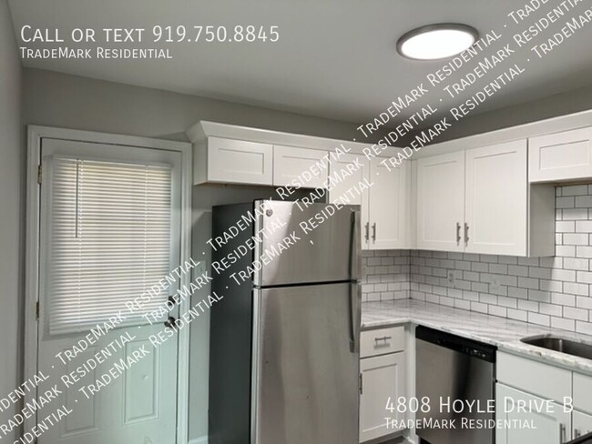 Foto del edificio - Bright, Remodeled 2 Bedroom