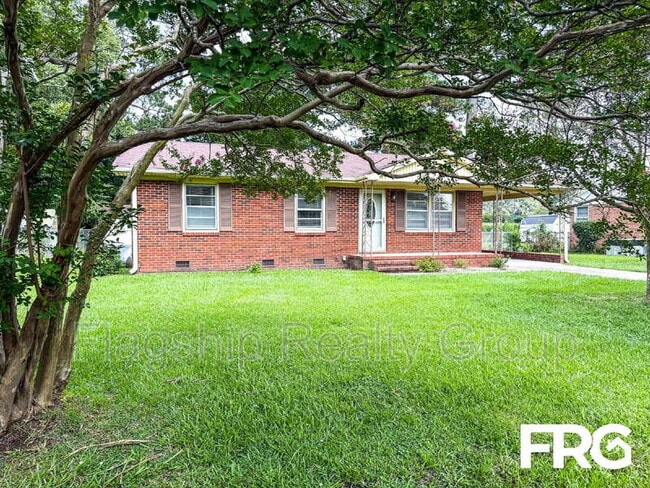 Foto del edificio - 910 Holloman St