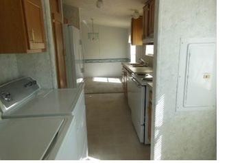 Building Photo - 632 Tulip Cir W