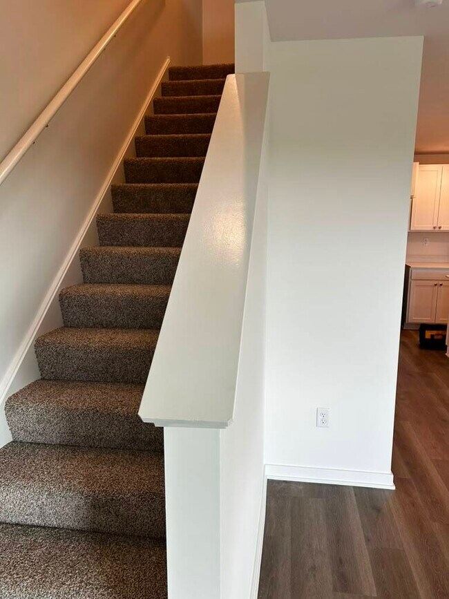 Foto del edificio - 2304 Noble Ln