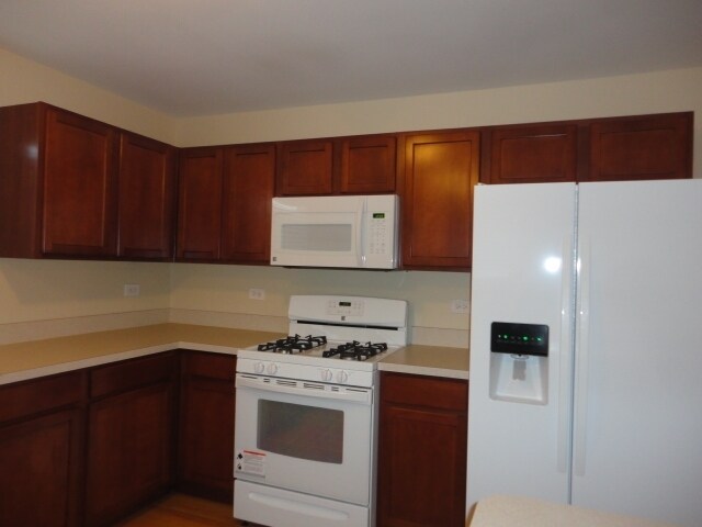 Building Photo - 26300 W Riverbend Ln
