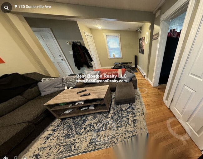 Building Photo - 735 Somerville Ave