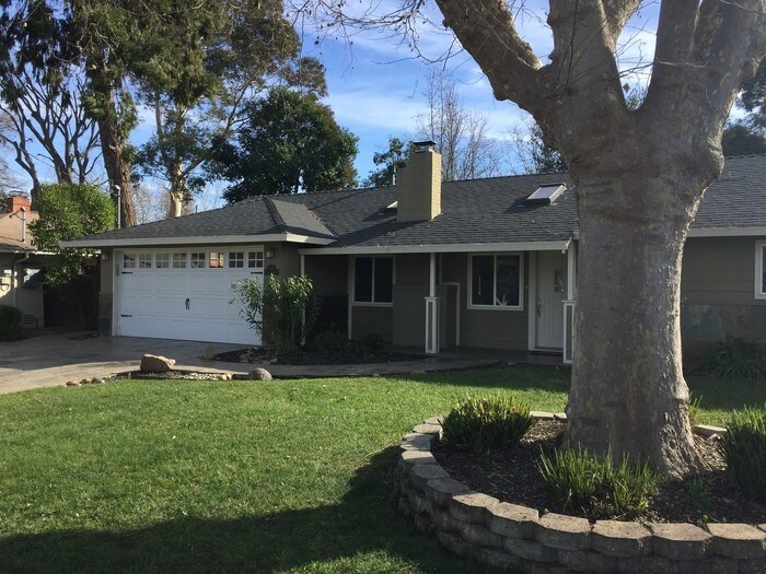 Foto principal - 107 Sylvia Dr