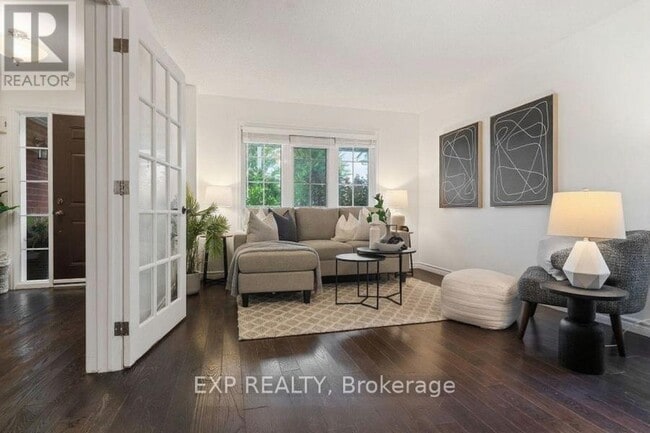 Building Photo - 1905 Clearwater Ct