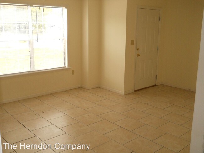 Building Photo - 1734 Almond Tree Pl