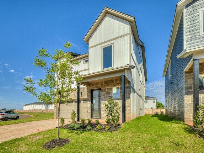Foto del edificio - Beautiful New Construction Home in Edmond/...