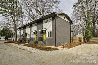 Building Photo - 215 S Gardner Ave