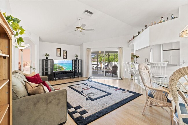 Building Photo - 5128 18th Ln E