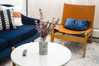 Building Photo - 46 Nassau St