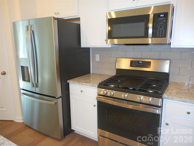 Building Photo - 270 Harpers Run Ln