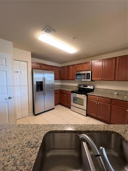 Foto del edificio - 11501 NW 89th St