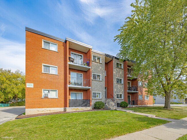 Building Photo - 68 Breckenridge Drive