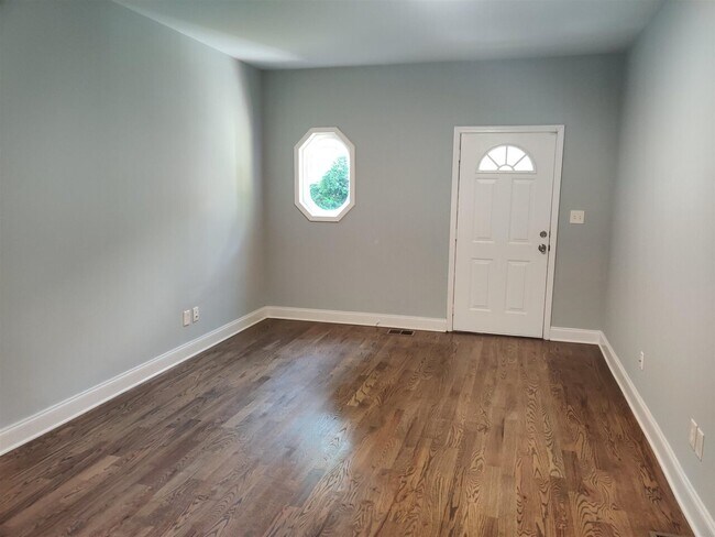 Foto del edificio - 2446 2nd St NW