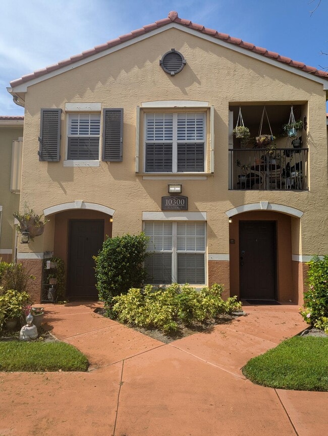 Building Photo - 10300 Fox Trail Rd S