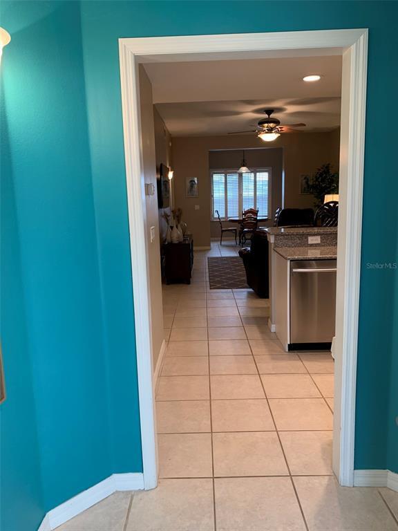 Building Photo - 3702 54th Dr W